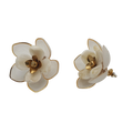 Camélia Ohrringe – Sanfte Blüte