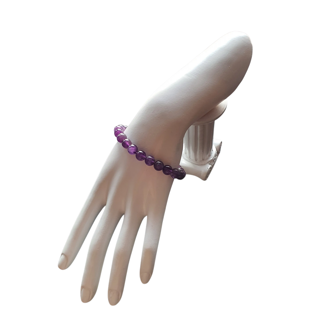 Zibazi-amethyst-naturstein-violett-armband-am-model