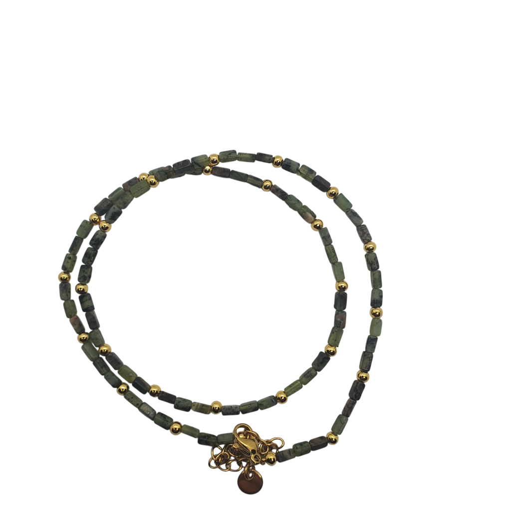 Zibazi-prehnit-gruen-perlen-edelstahl-vergoldet-halskette-gesamtansicht