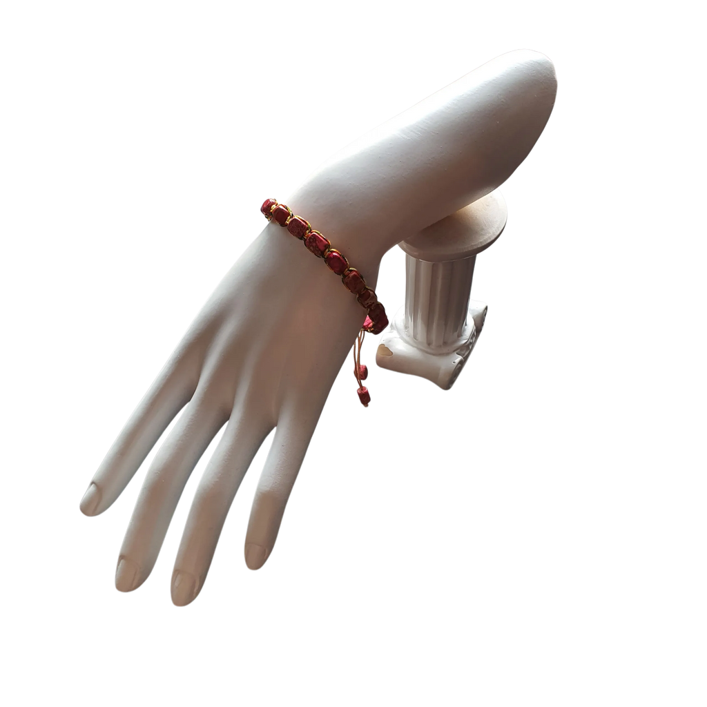 Zibazi-jaspis-naturstein-rot-verstellbar-armband-am-model
